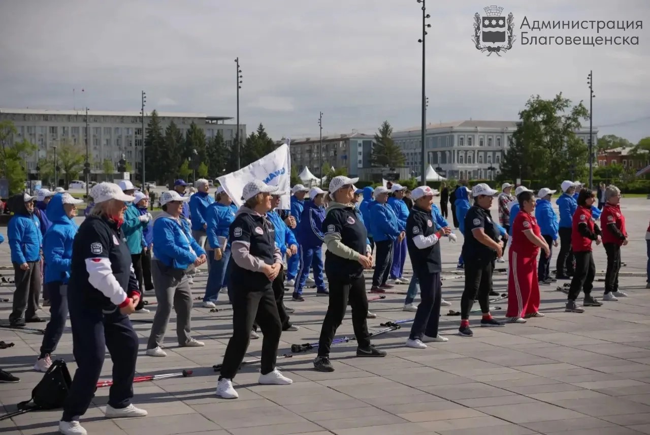 Благовещенск на один день стал городом спорта. В областном центре масштабно празднуют 170-летие! 