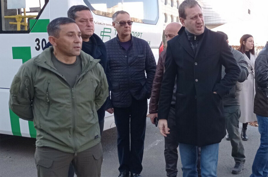 На участке Б. Хмельницкого в Благовещенске ремонтируют сети по инновационной технологии