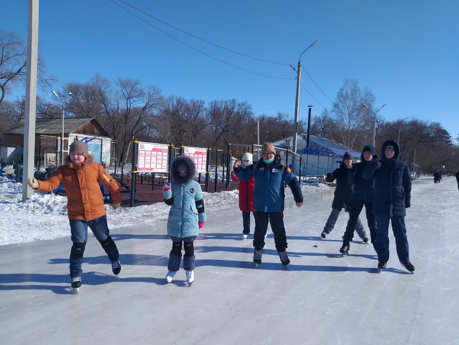 Благовещенцев приглашают провести новогодние выходные активно и с пользой |  26.12.2023 | Благовещенск - БезФормата