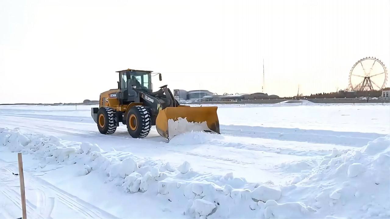 Город готовит спортивные площадки к зимнему фестивалю