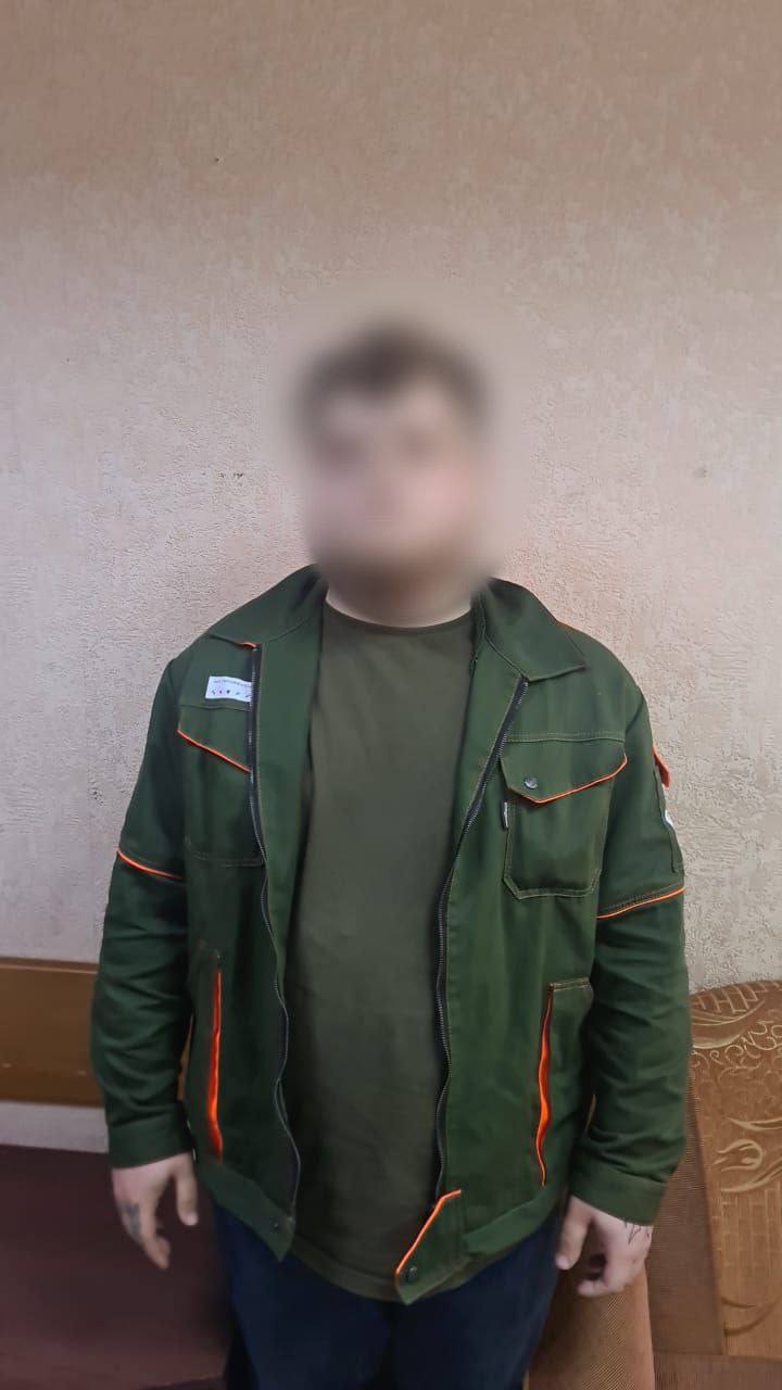 В Благовещенске задержали хулигана с оружием, от рук которого пострадала остановка В Благовещенске задержали хулигана с оружием, от рук которого пострадала остановка