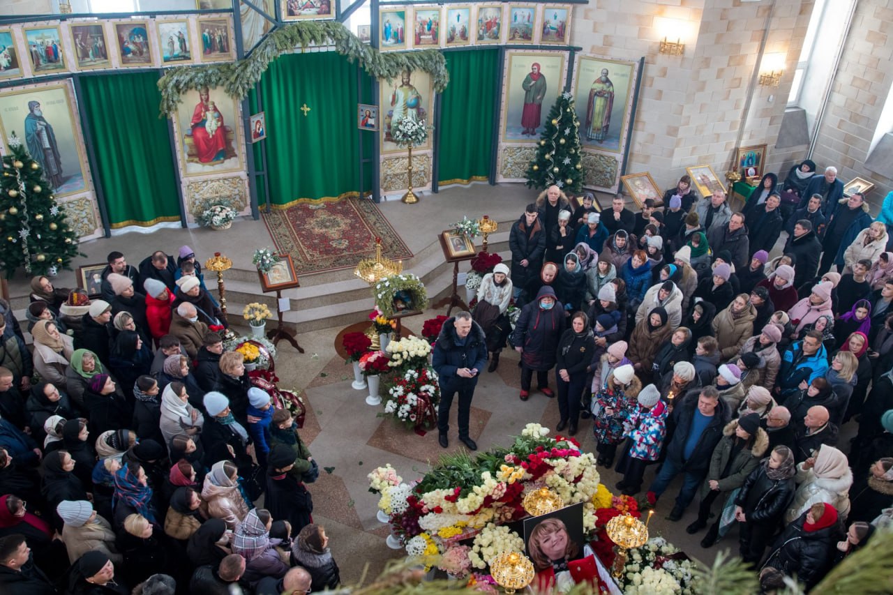 В Благовещенске простились с Еленой Фединой и Александрой Назаровой В Благовещенске простились с Еленой Фединой и Александрой Назаровой