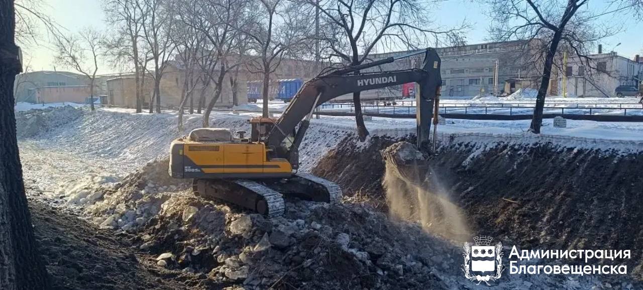 Полкилометра за две недели: ГСТК расчищает открытое русло Бурхановки 