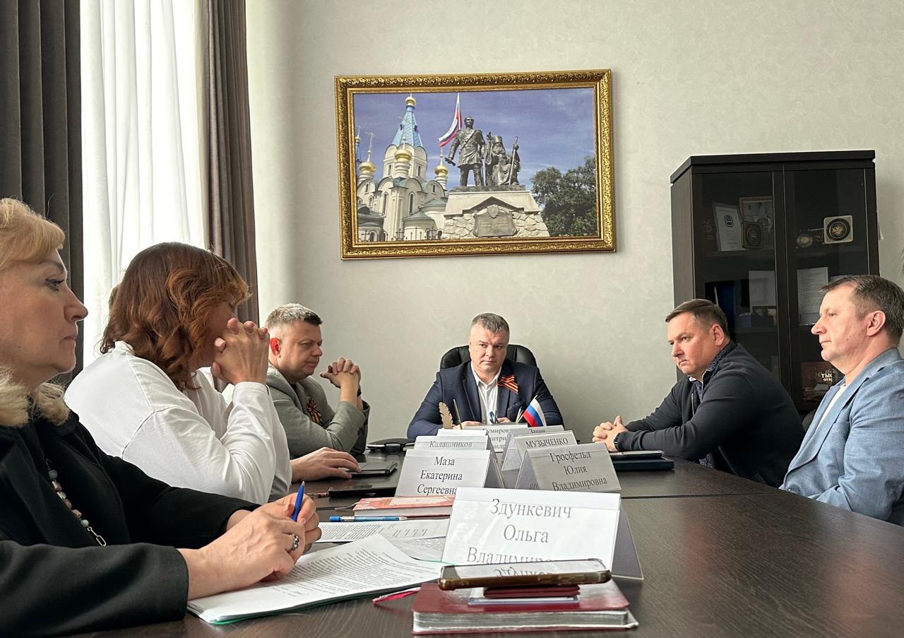 «Катание на электросамокатах на набережной запрещено! И компромиссов быть не может» «Катание на электросамокатах на набережной запрещено! И компромиссов быть не может»