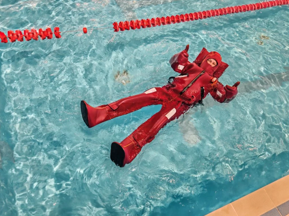 Понтонный бассейн, айс-флоатинг и летняя трасса: у Центра закаливания «Амурозавр» большие планы