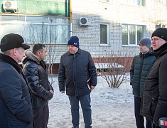 Выездное совещание мэра Благовещенска Олега Имамеева по подготовке к дежурству в новогодние дни