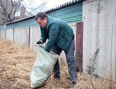 «Город берегу»: жители Благовещенска массово вышли на субботник