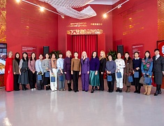 Благовещенск встретил женскую делегацию из Хэйхэ в преддверии Международного женского дня