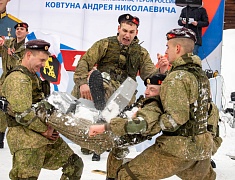 В Благовещенске прошло первенство города по горным лыжам и сноуборду, посвящённое памяти выпускника ДВОКУ, Героя России Ковтуна Андрея