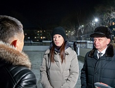 Мэр Олег Имамеев проверил качество катков