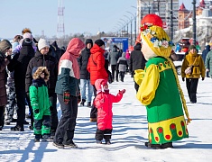 Яркий день спорта и традиций: в Благовещенске прошёл первый день ЗимФестАмур