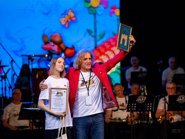 Юные гитаристы, циркачи и вокалисты: в Благовещенске состоится юбилейный международный фестиваль «Детство на Амуре»