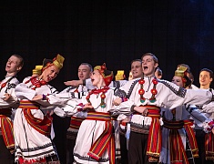 Хореографический ансамбль «Ровесники» отметил 59-летие ярким концертом