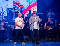 Финальный этап IX Международного фестиваля «Детство на Амуре», который завершился гала-концертом, состоялся в Благовещенске