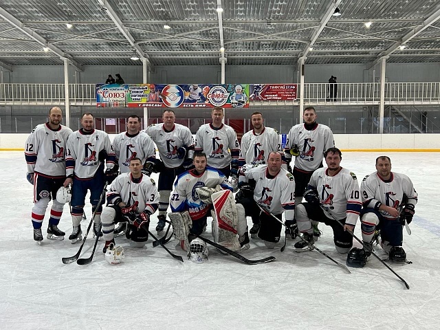 Благовещенские хоккеисты стали лучшими в Приамурье
