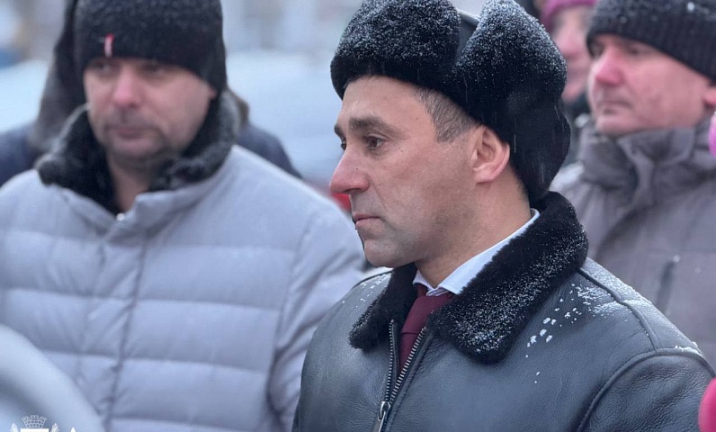 Олег Имамеев: «Ситуация, при которой люди вынуждены жить с постоянными отключениями воды, абсолютно недопустима». Мэр взял на личный контроль восстановление стабильного водоснабжения поселка Аэропорт