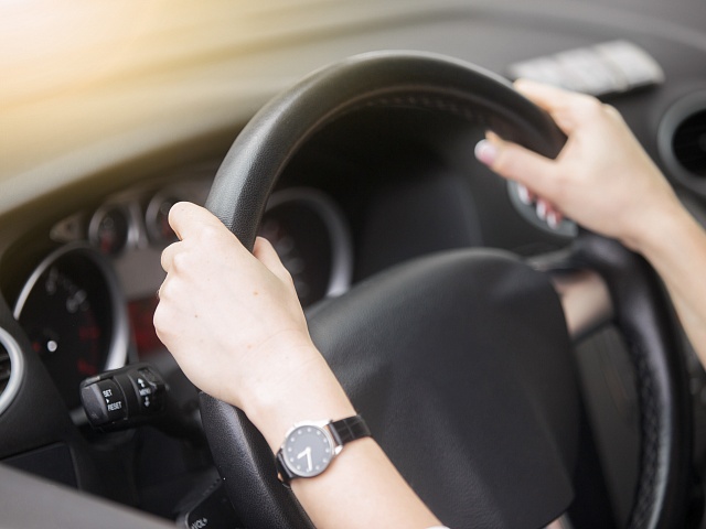 Праворульные автомобили в России: благовещенцам развеяли мифы об использовании транспорта 