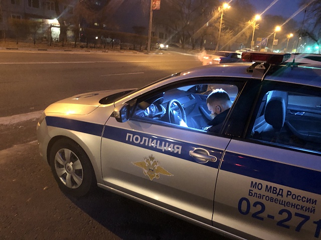 Больше 200 водителей на незарегистрированных авто оштрафовали госавтоинспекторы в Благовещенске 