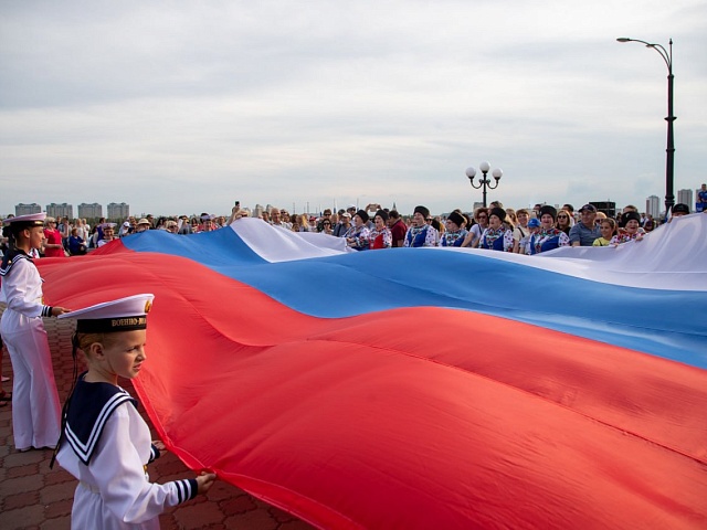 Благовещенск отметит День государственного флага концертами, мастер-классами и другими мероприятиями