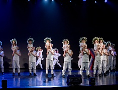 В Общественно-культурном центре Благовещенска прошел праздничный концерт, посвященный Дню защитника Отечества