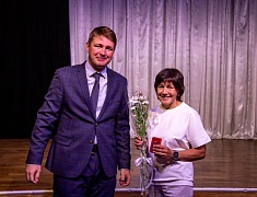 Знаки «50 лет Байкало-Амурской магистрали» вручили благовещенцам