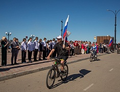 Благовещенские школьники в День России получили первые паспорта