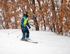 В Благовещенске прошло первенство города по горным лыжам и сноуборду, посвящённое памяти выпускника ДВОКУ, Героя России Ковтуна Андрея
