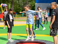 Ещё одну инклюзивную детскую площадку открыли в Благовещенске