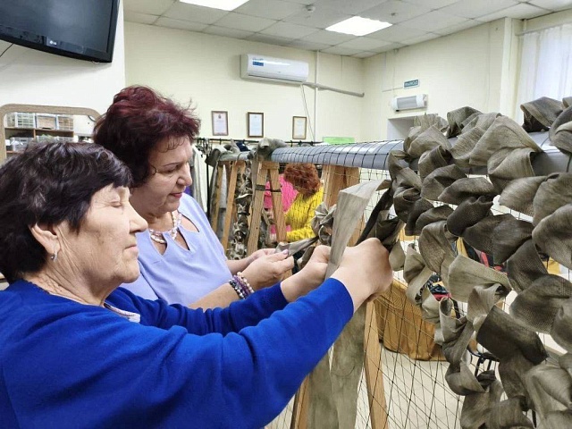 Благовещенская Фабрика для СВОих за два месяца направила на передовую почти 140 единиц экипировки и снаряжения