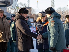 Благовещенский пожарный гарнизон получил спецтранспорт