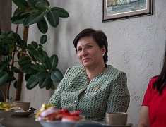 Заместитель мэра Благовещенска Виктория Хопатько встретилась с дальними родственниками Михаила Ломоносова и Виктора Евсеева
