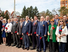 Церемония возложения цветов, посвященная 79-летию Победы в Великой Отечественной войне