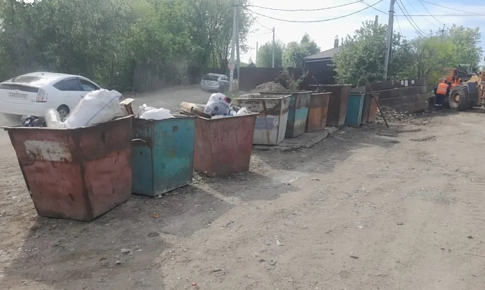 Чистота — залог комфорта: специалисты ГСТК навели порядок на контейнерной площадке СТ «Спицыно»