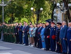 В Благовещенске зажгли Вечный огонь на площади Победы