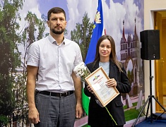 Накануне Дня работника торговли в Благовещенске чествовали руководителей, продавцов, менеджеров и официантов