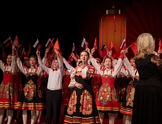 Мэр Благовещенска поздравил представителей творческих профессий с профессиональным праздником