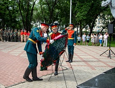 В Благовещенске в день ВДВ почтили память воинов-десантников