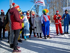 В Благовещенске состоялся новогодний забег в карнавальных костюмах