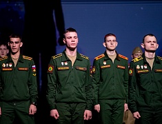 В Общественно-культурном центре Благовещенска прошел праздничный концерт, посвященный Дню защитника Отечества