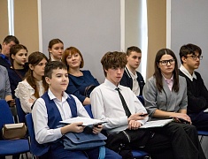 Юные экскурсоводы представили свои маршруты на городском конкурсе