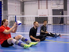Благовещенские защитники Отечества осваивают волейбол