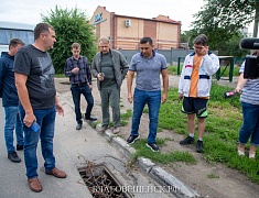 Мэр Благовещенска Олег Имамеев выехал на подтапливаемые во время дождей участки