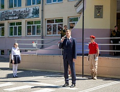 Памятную доску Герою России Владимиру Барахтенко открыли в Благовещенске