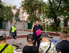 Юных благовещенцев учат безопасности на дорогах