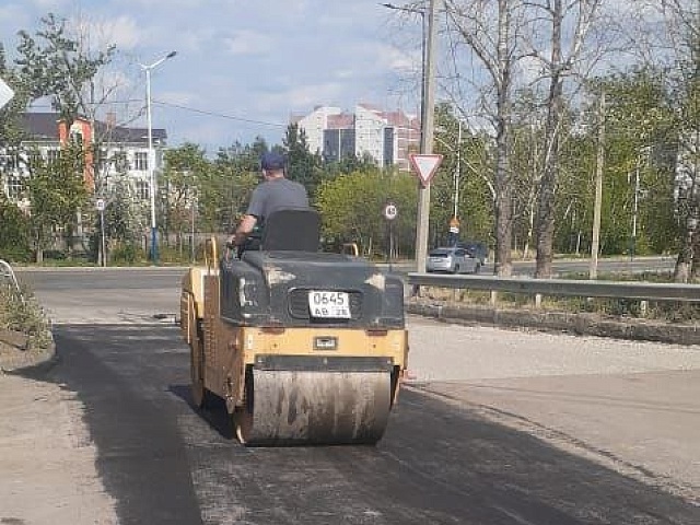 Ямочный ремонт проводят в центре и микрорайоне Благовещенска