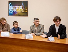 Встреча мэра Благовещенска с активистами "Движение первых"