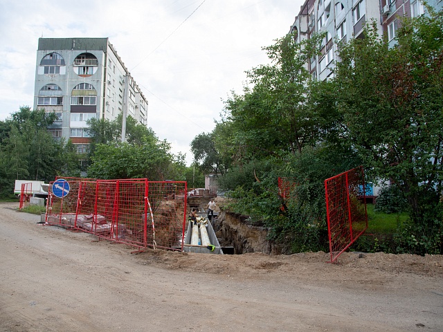  В Благовещенске горячая вода частично появилась в домах по Дьяченко