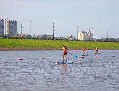 На пляже Пограничном состоялся первый городской сап‑фестиваль