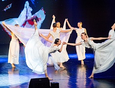 В общественно‑культурном центре прошел благотворительный концерт «Крымская весна»