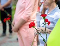 В Благовещенске в день ВДВ почтили память воинов-десантников